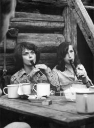 Sierpień'73. Paweł Szymański z kolegą, byli z Warszawy, ze szkoły muzycznej i grali koncertowo.